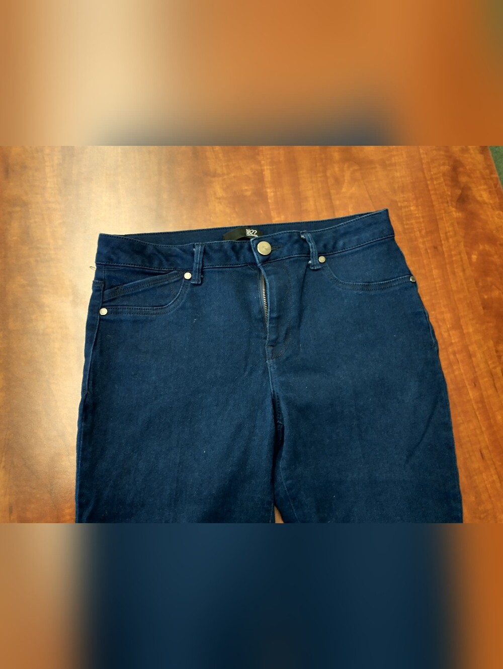 1822 Dark Blue Denim Capri - Picture 3 of 8